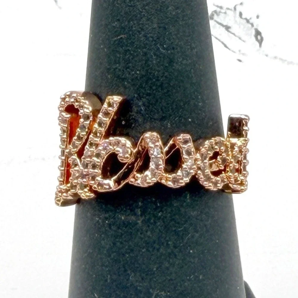 Source Unknown sweet sparkly